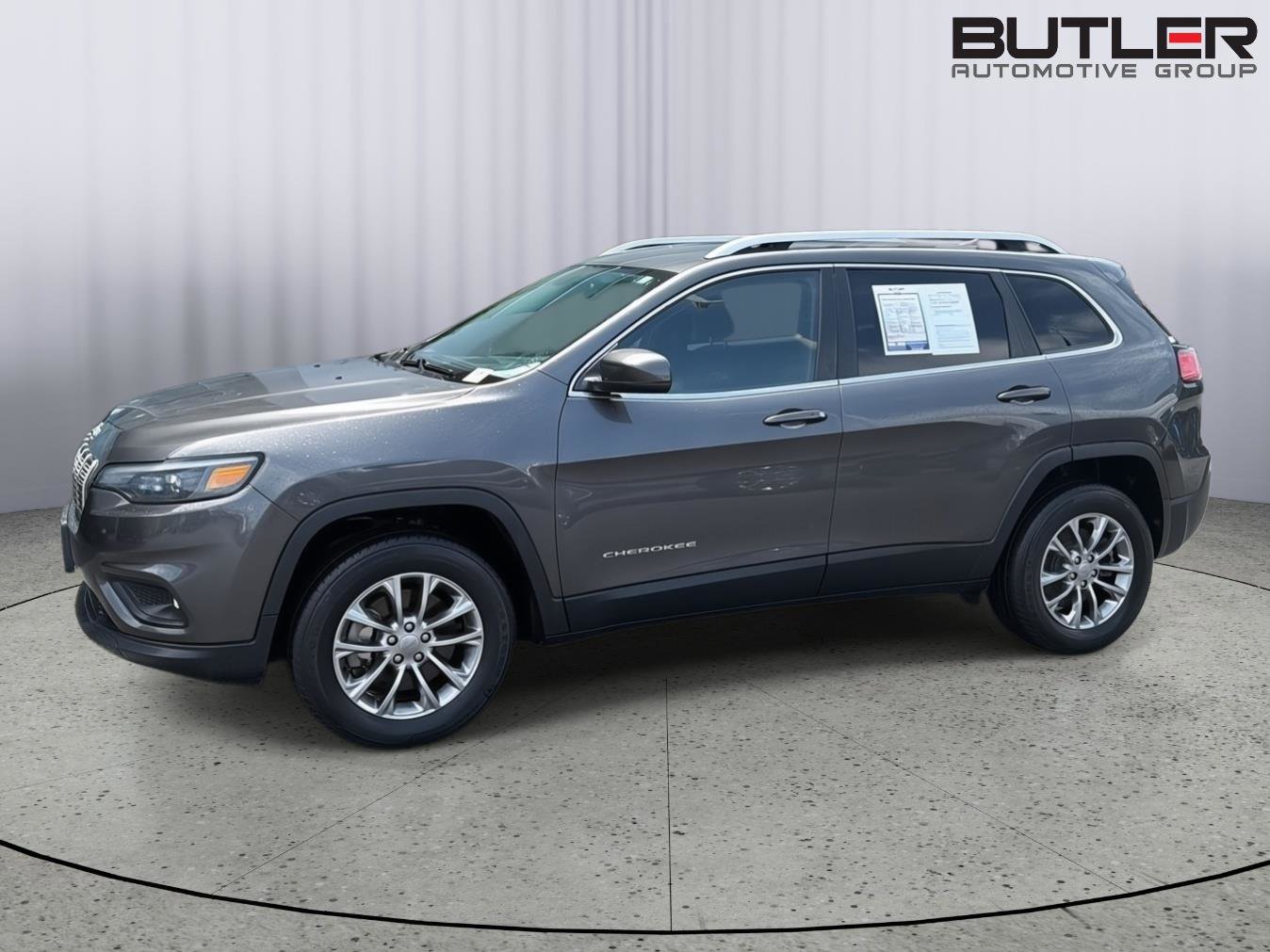 Used 2020 Jeep Cherokee Latitude Plus AWD/4WD image 3