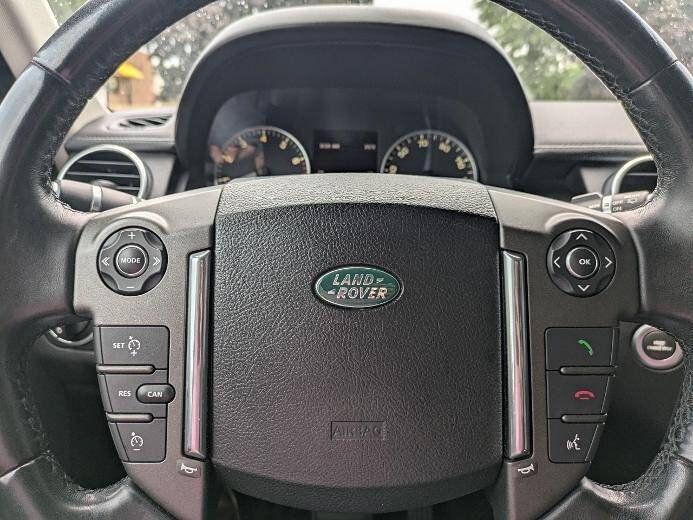Used 2012 Land Rover LR4 HSE AWD/4WD image 17