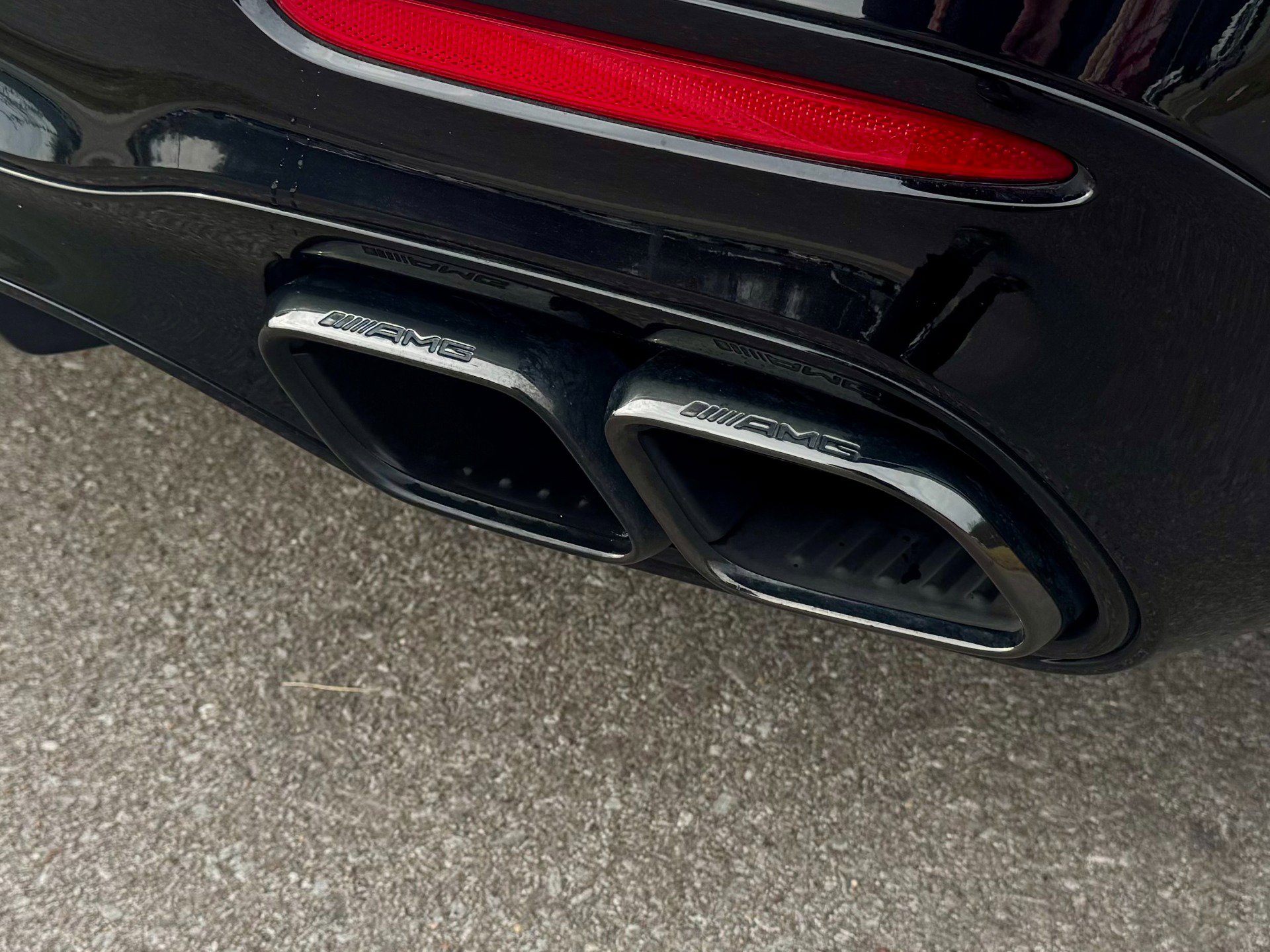 Used 2022 Mercedes-Benz SL 63 AMG 4MATIC w/ Driver Assistance Package image 61