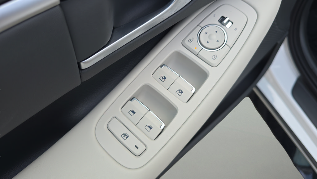 New 2026 Hyundai Sonata SEL AWD/4WD image 21