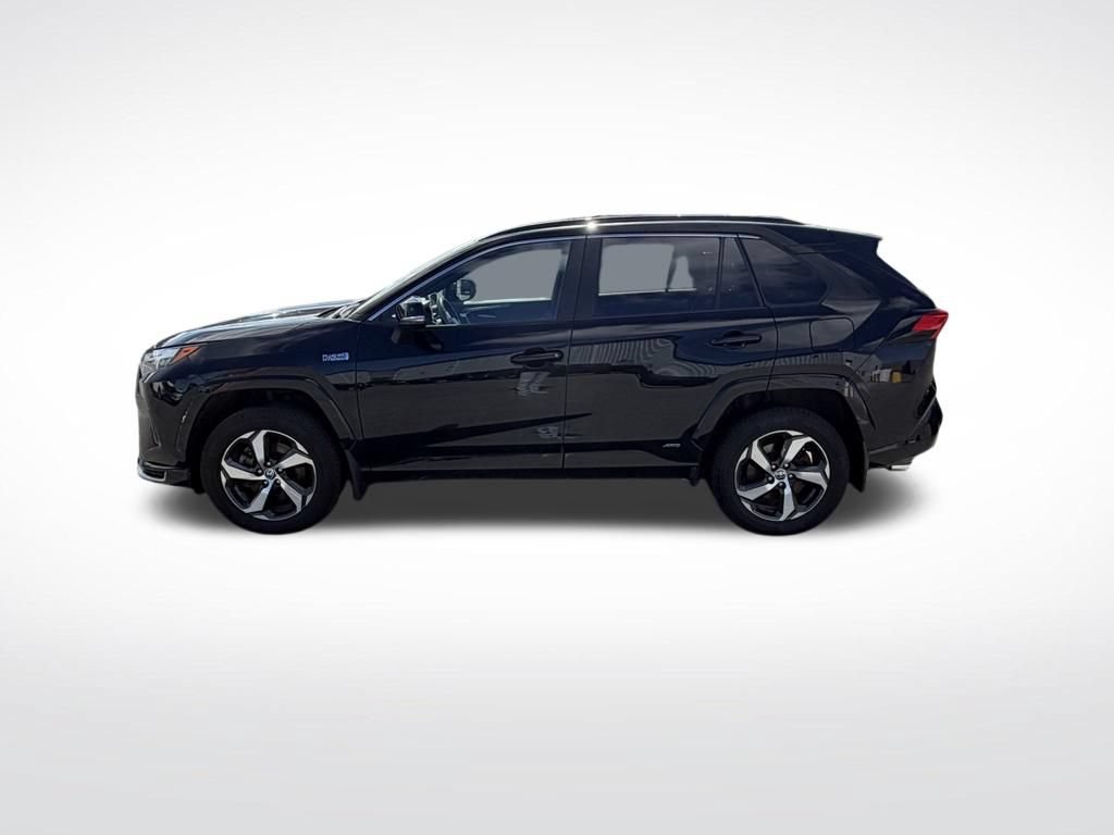 Used 2023 Toyota RAV4 SE w/ Weather & Moonroof Package AWD/4WD image 2