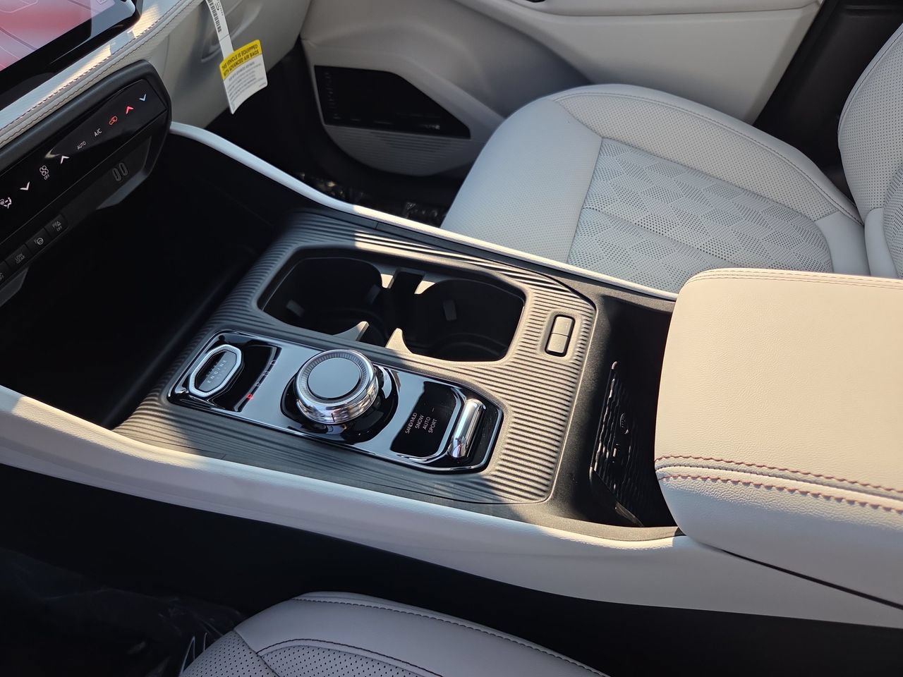 New 2026 Jeep Cherokee Overland w/ Advanced Pro Tech Group AWD/4WD image 17