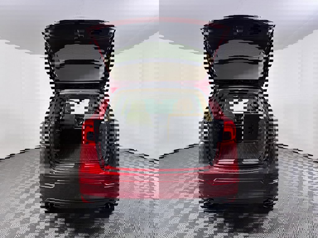 Used 2017 Buick Envision Premium w/ Driver Confidence Package image 8