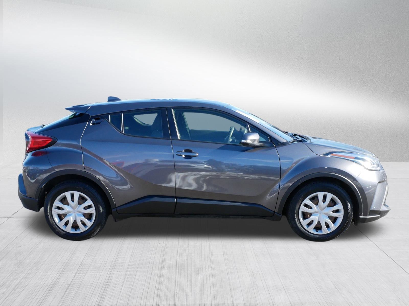 Used 2021 Toyota C-HR LE image 8