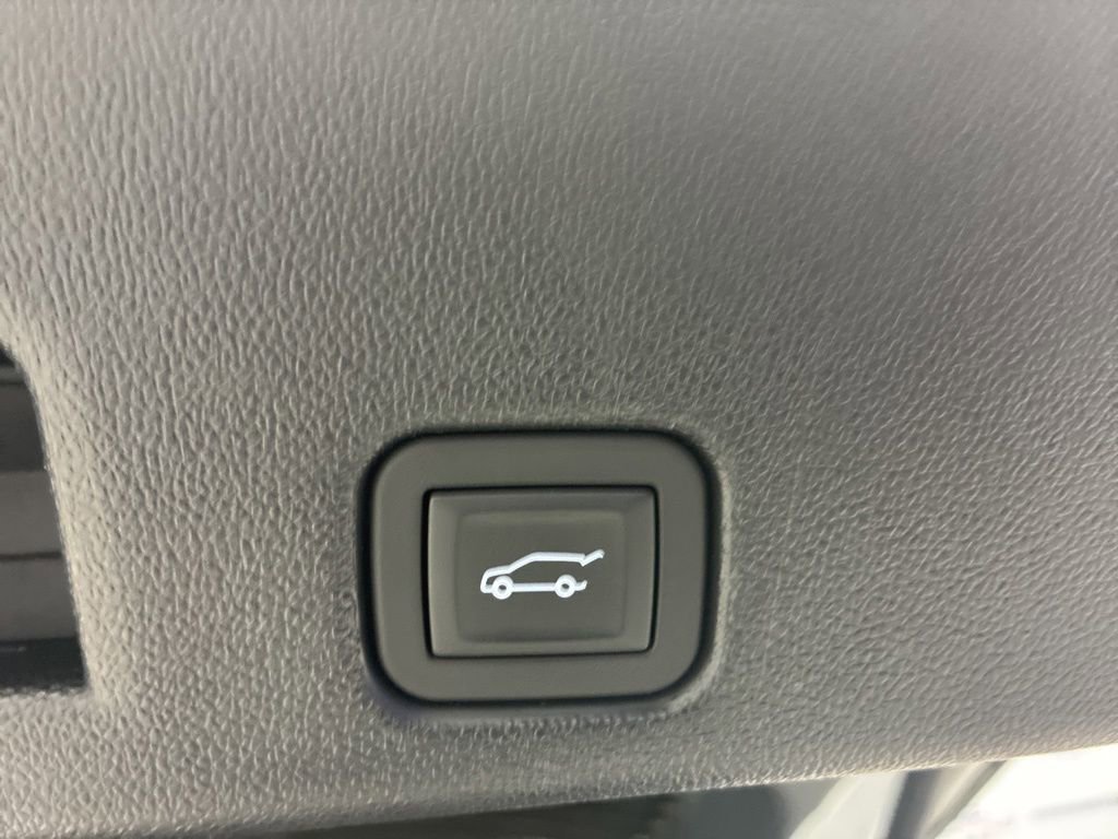 Used 2026 Buick Enclave Preferred AWD/4WD image 49