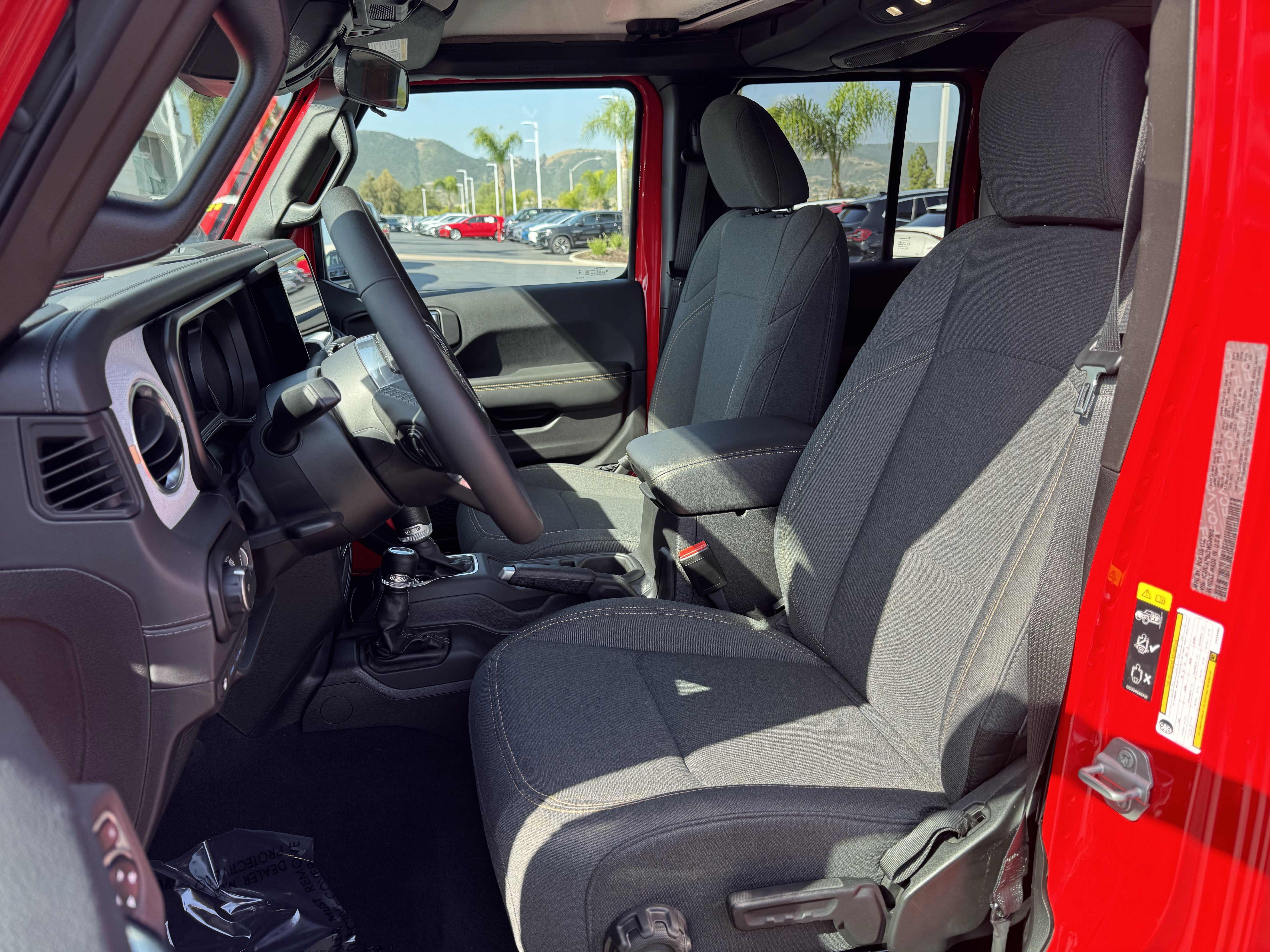 Used 2025 Jeep Wrangler Sahara w/ Safety Group image 16
