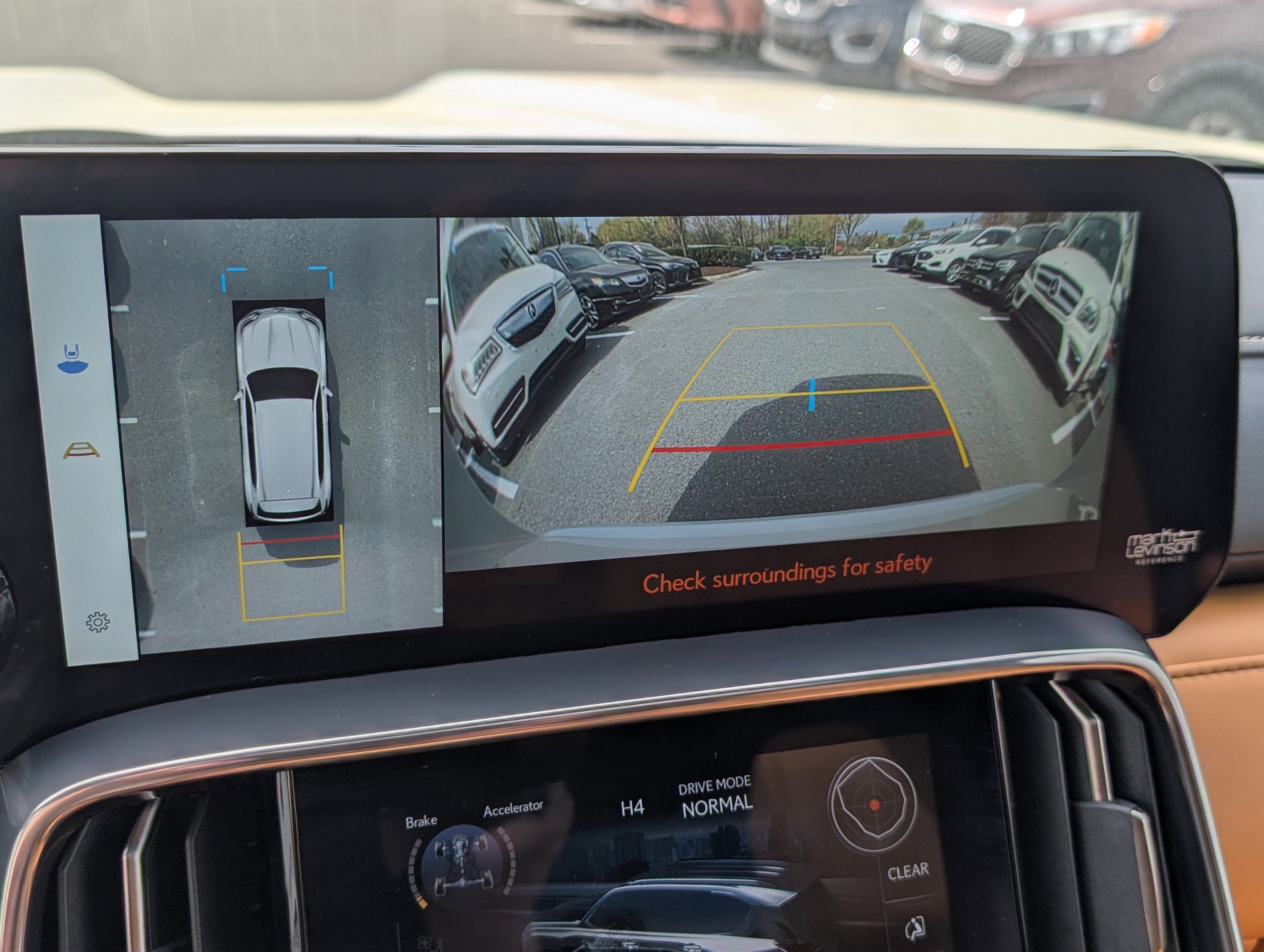 Used 2024 Lexus LX 600 4WD w/ Appearance Package image 32