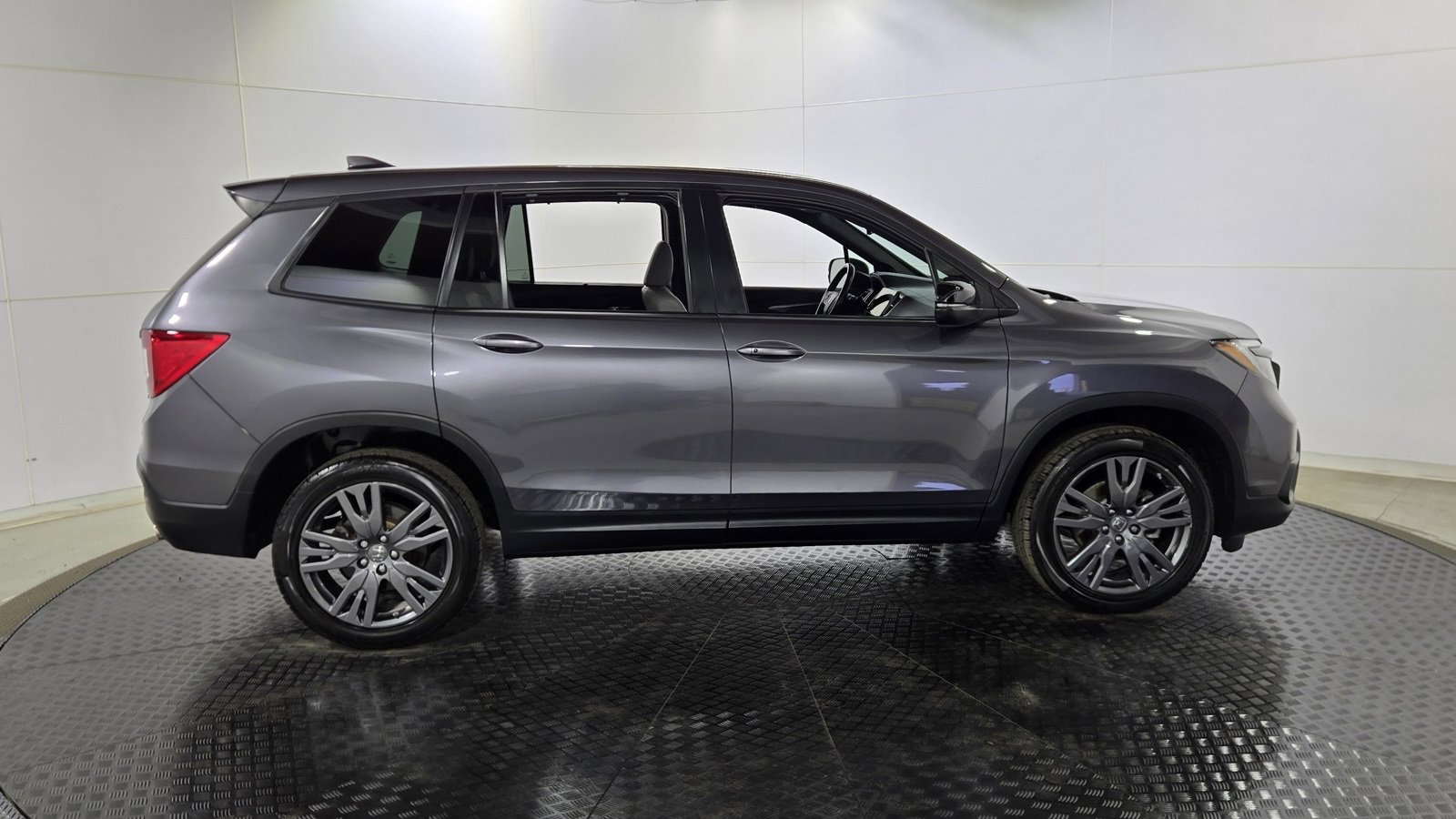 Used 2021 Honda Passport EX-L image 8