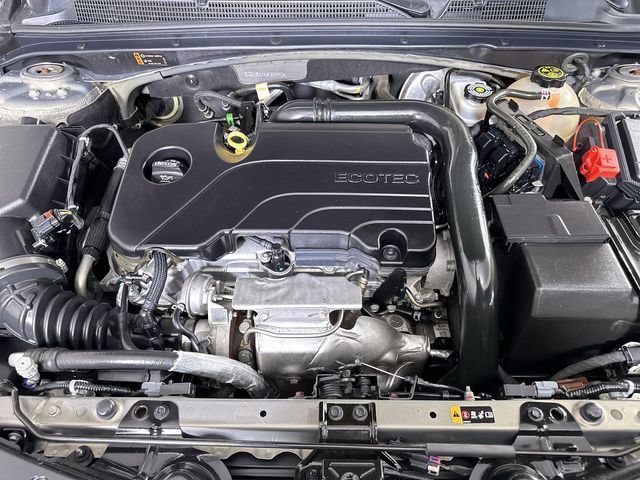 Used 2018 Chevrolet Malibu LT FWD image 31