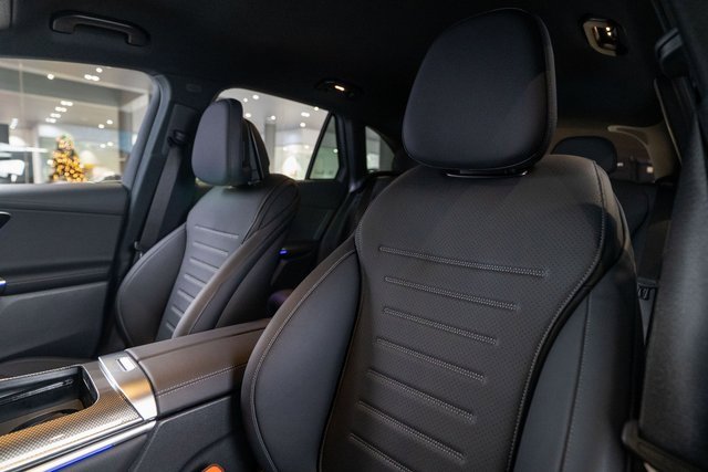 New 2026 Mercedes-Benz GLC 300 4MATIC image 12