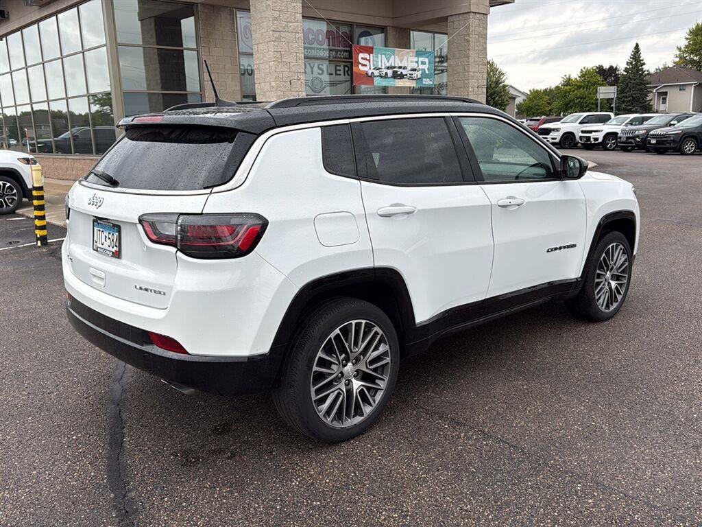 Used 2022 Jeep Compass Limited w/ Elite Group AWD/4WD image 6