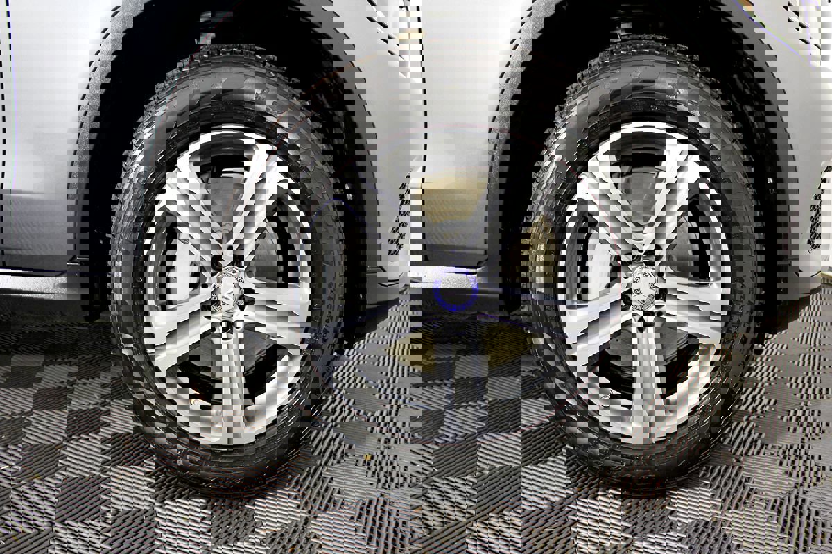 Used 2017 Mercedes-Benz GLC 300 4MATIC image 52