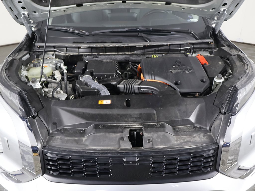 Used 2024 Mitsubishi Outlander SE image 23