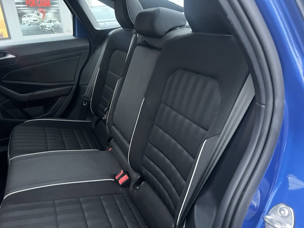 Used 2023 Volkswagen Jetta Sport image 14
