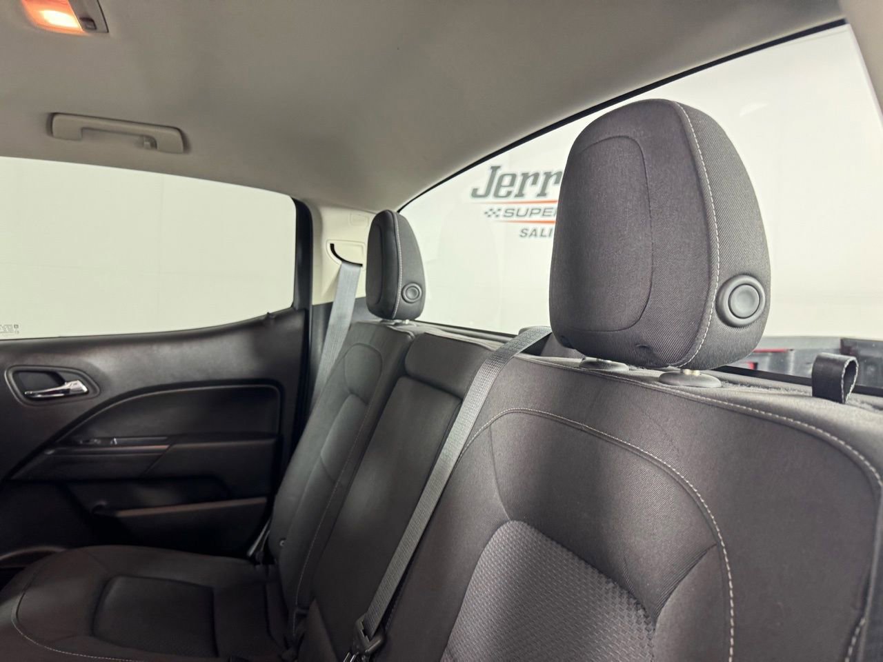 Used 2017 Chevrolet Colorado LT w/ LT Convenience Package image 20