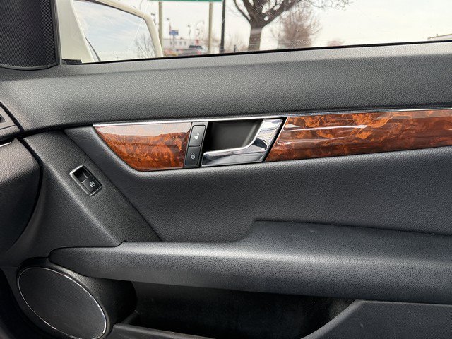 Used 2011 Mercedes-Benz C 300 4MATIC Sedan image 28