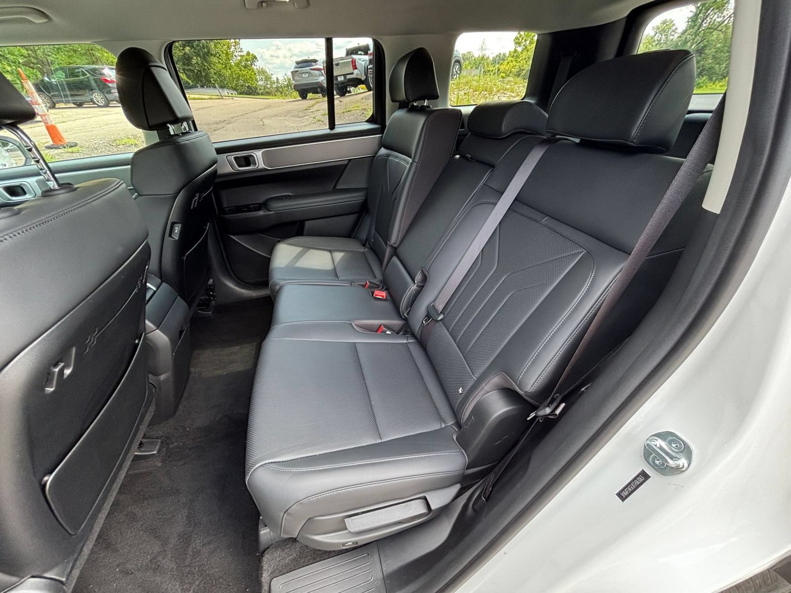 Used 2026 Hyundai Santa Fe SEL FWD image 38