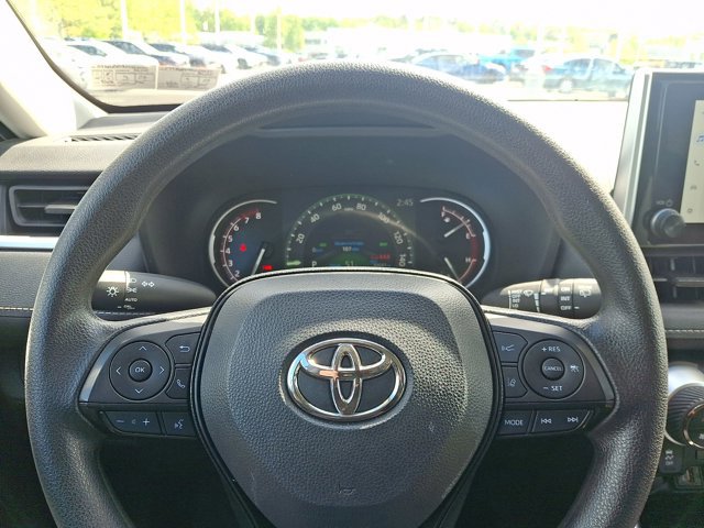 Certified 2025 Toyota RAV4 XLE AWD/4WD image 18