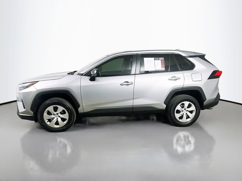 Used 2024 Toyota RAV4 LE image 5