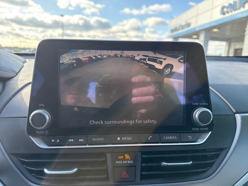 Used 2025 Nissan Altima 2.5 SR image 23