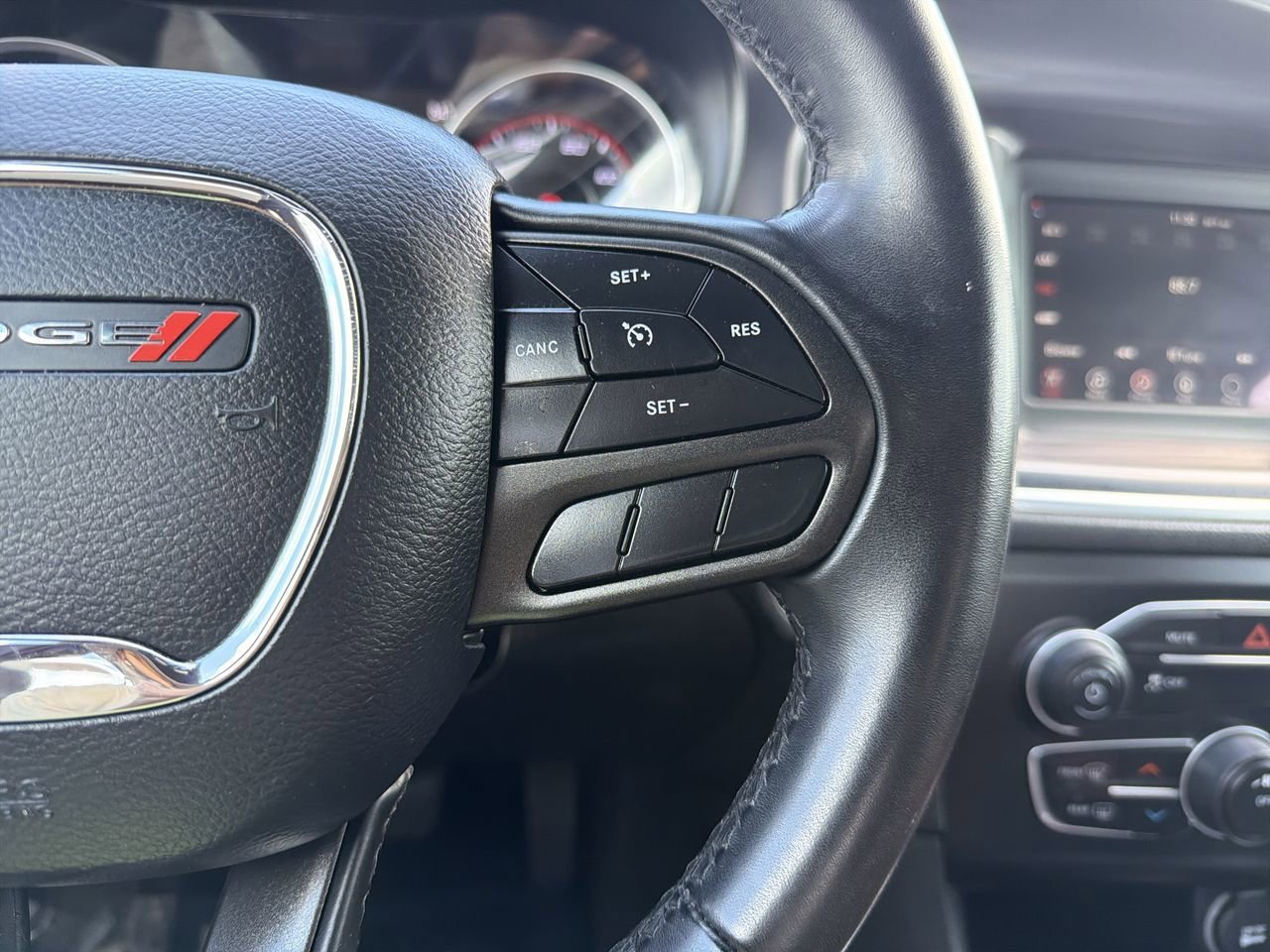 Used 2020 Dodge Charger SXT RWD image 26