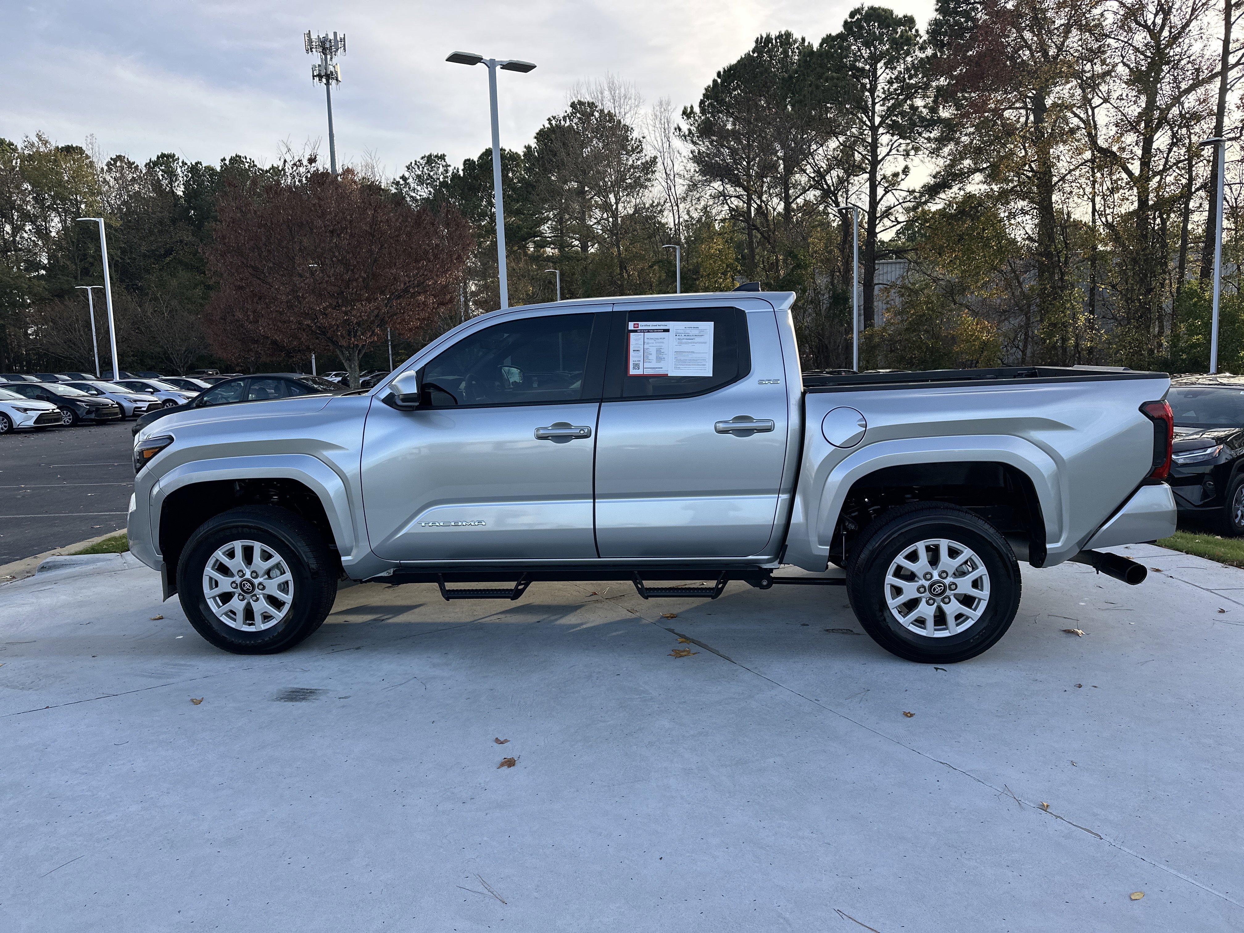 Certified 2024 Toyota Tacoma SR5 image 7