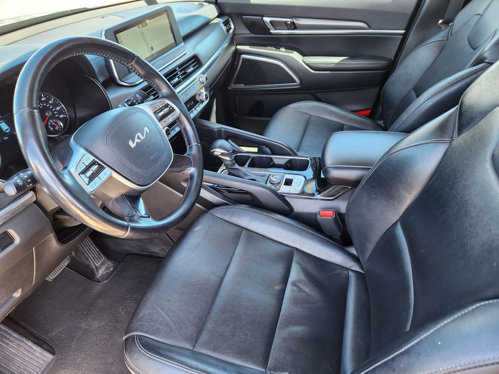 Certified 2022 Kia Telluride LX image 7