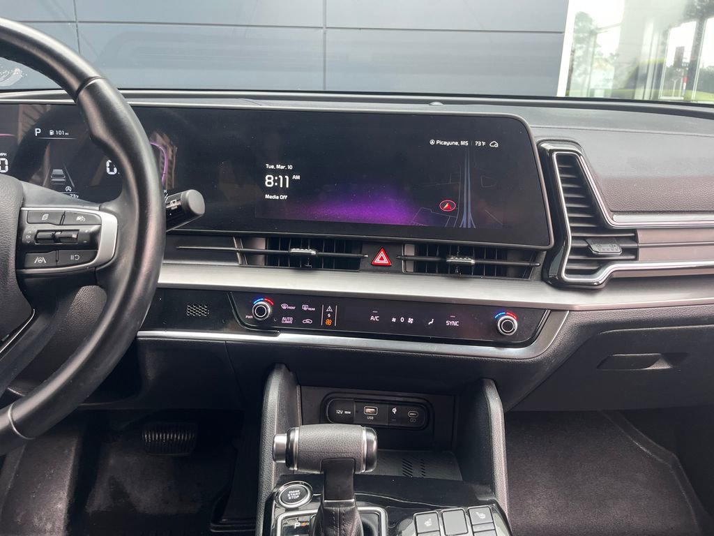 Used 2023 Kia Sportage EX image 19