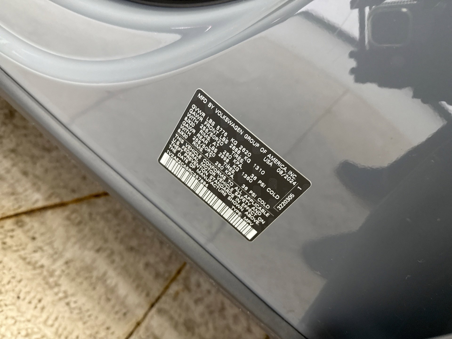 Used 2024 Volkswagen Atlas Cross Sport SEL R-Line image 20