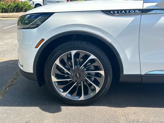 New 2026 Lincoln Aviator Reserve AWD/4WD image 12