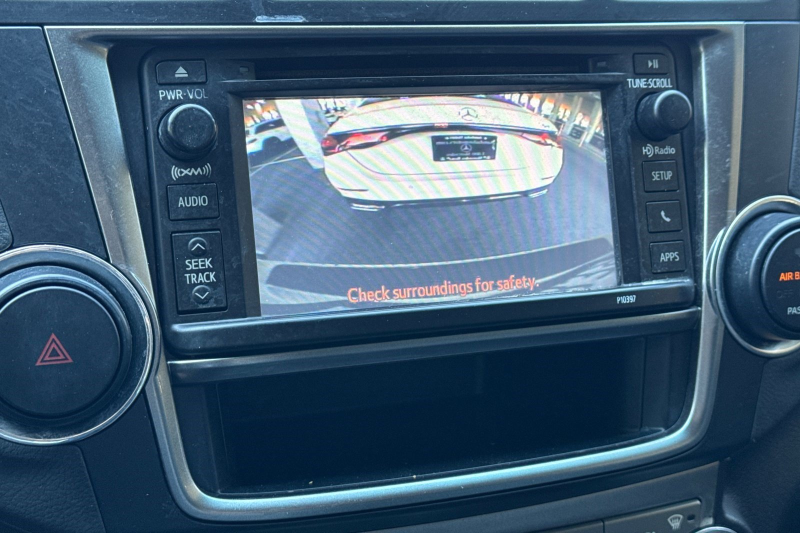 Used 2013 Toyota Highlander 4WD Hybrid w/ Leather Premium Pkg image 20