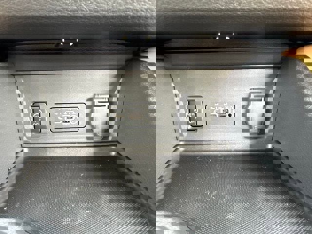 New 2025 Nissan Sentra SV w/ SV Premium Package image 29