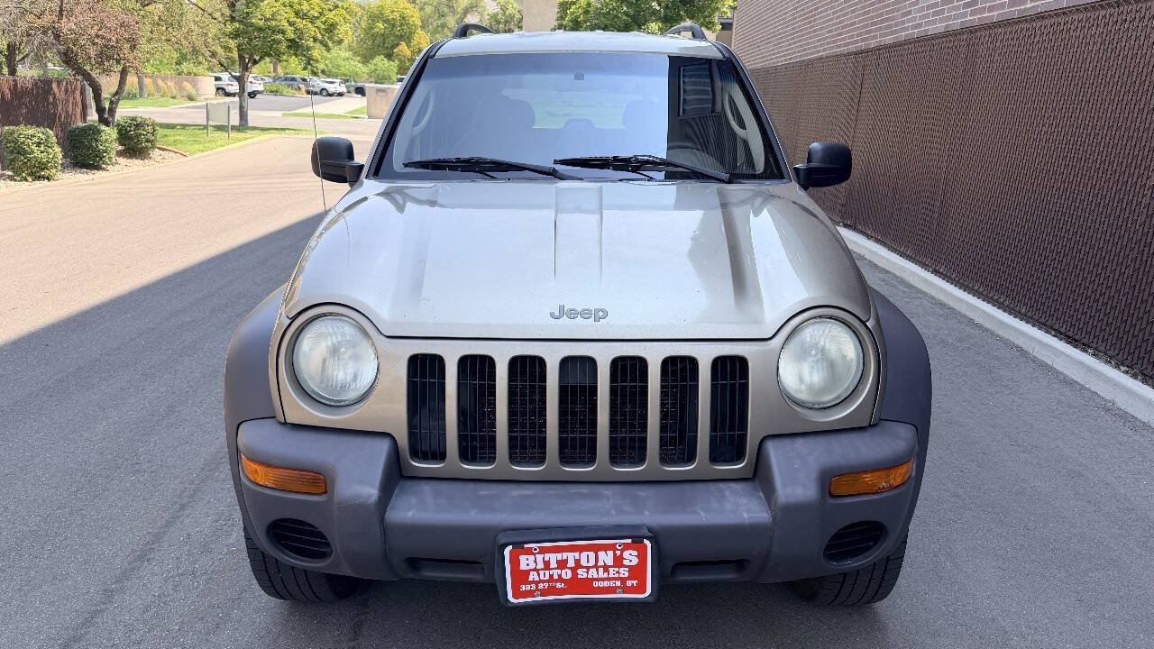 Used 2004 Jeep Liberty Sport w/ PWR Convenience Group AWD/4WD image 4