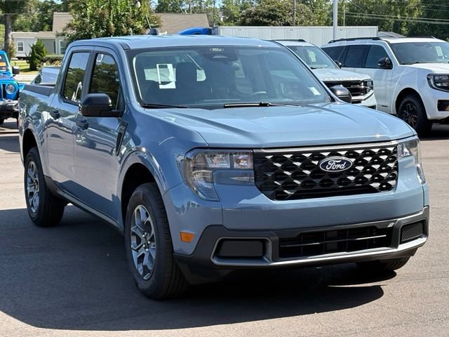 New 2026 Ford Maverick XLT w/ XLT Luxury Package FWD image 7