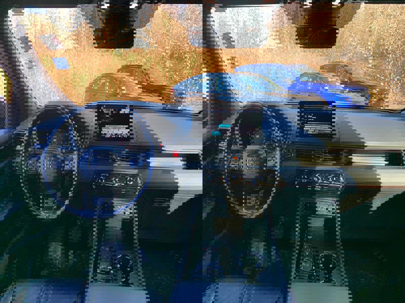 Used 2025 Honda Pilot TrailSport image 34