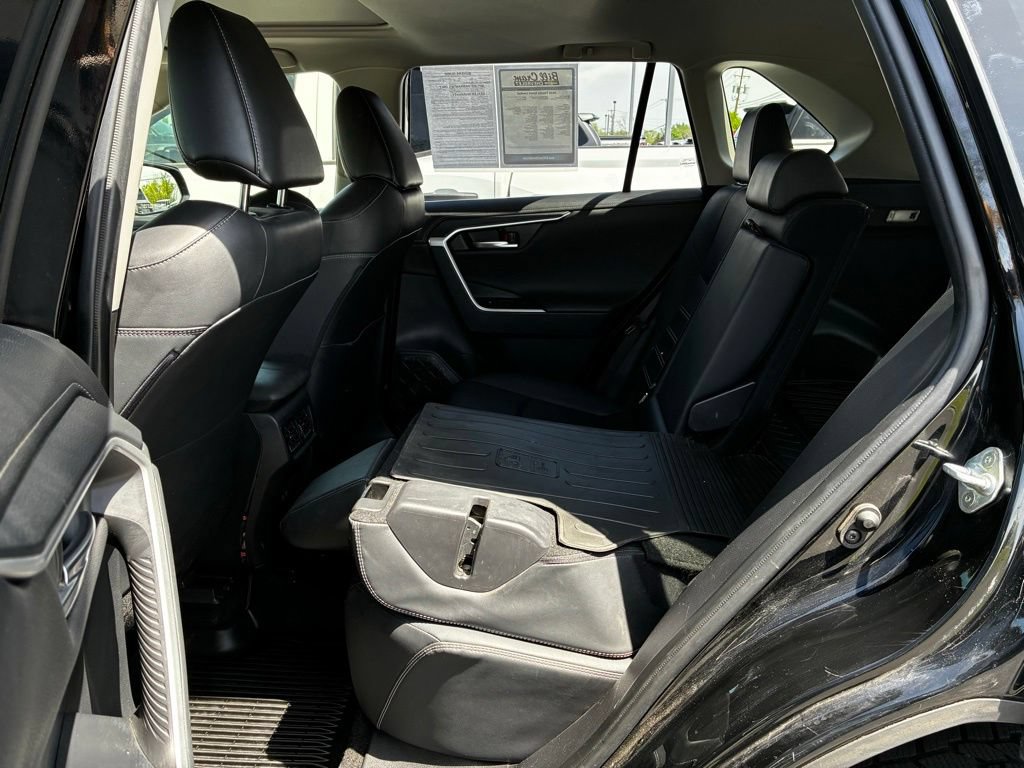 Used 2020 Toyota RAV4 Limited AWD/4WD image 28