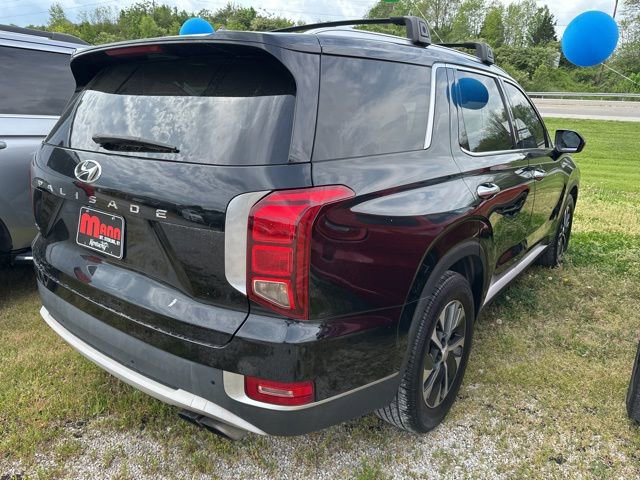 Used 2022 Hyundai Palisade SEL FWD image 3