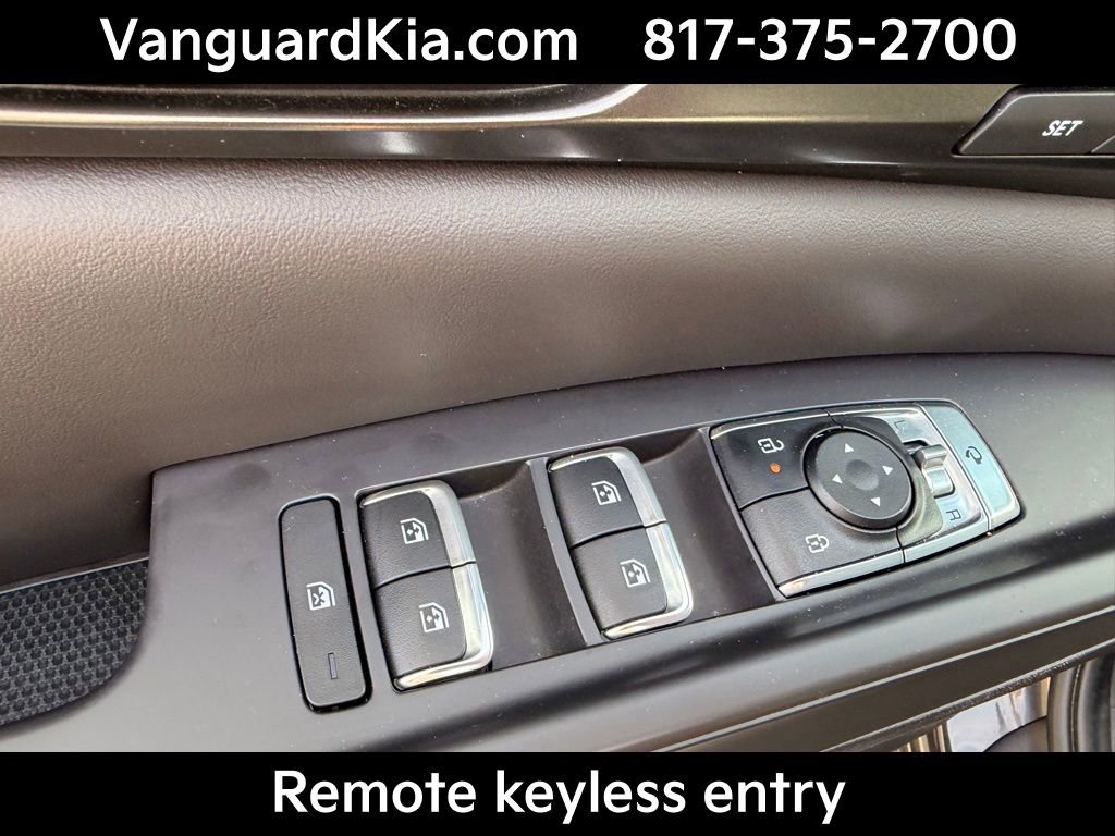 Certified 2025 Kia Carnival SX Prestige image 15