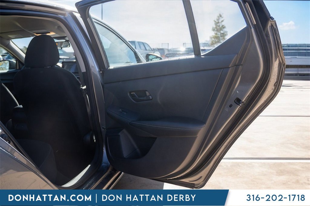 Used 2024 Nissan Sentra SV image 21