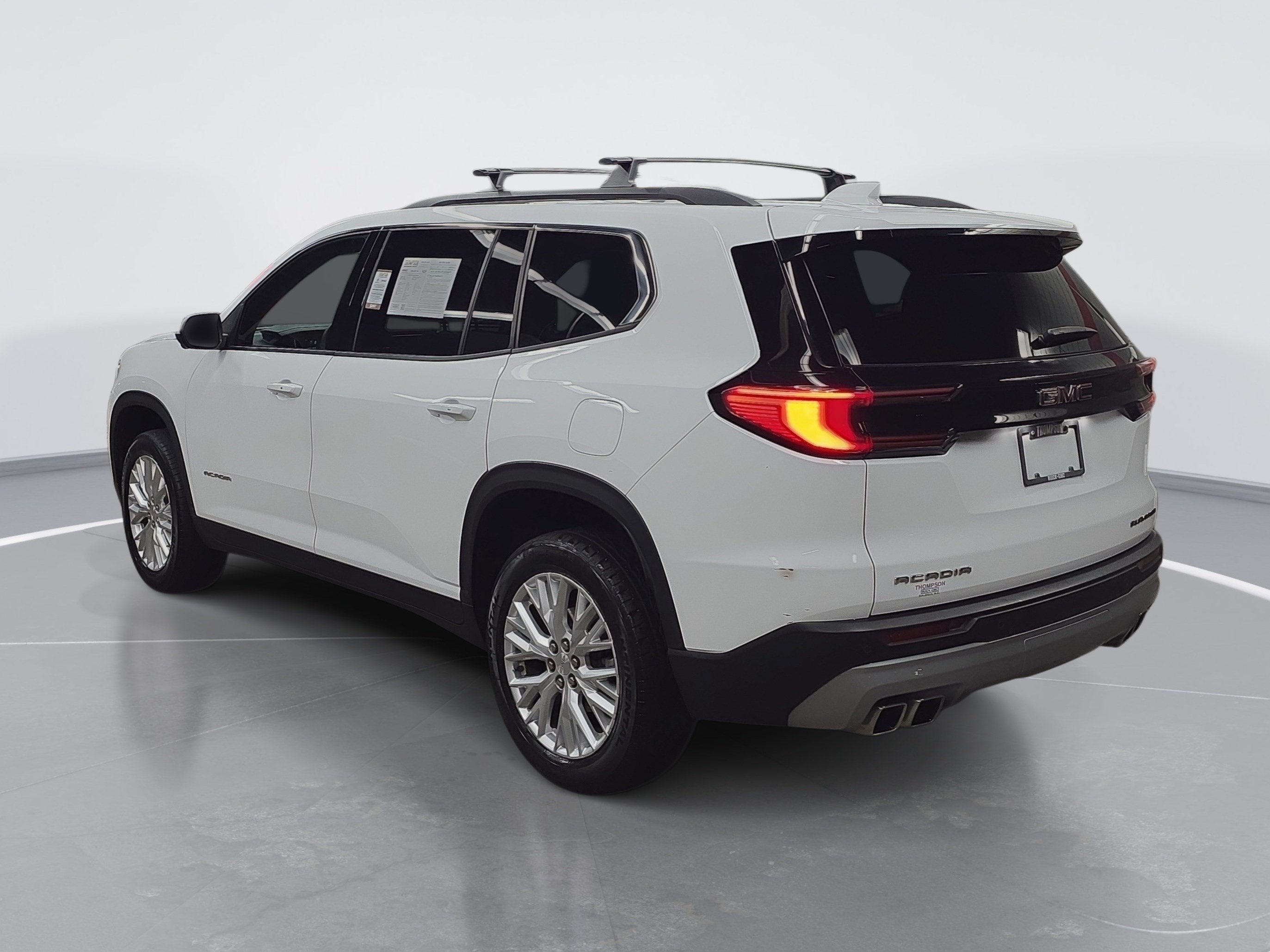 Used 2024 GMC Acadia Elevation FWD image 5