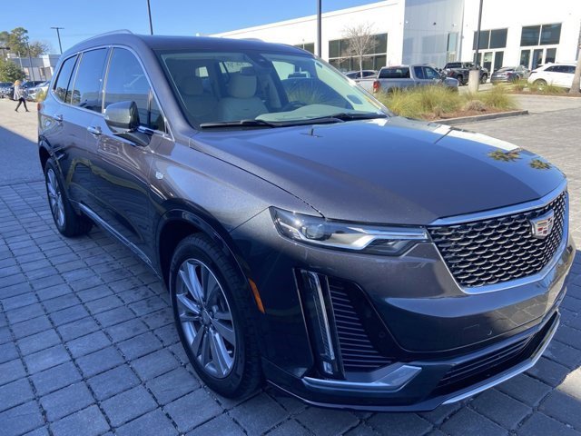 Certified 2023 Cadillac XT6 Premium Luxury image 5