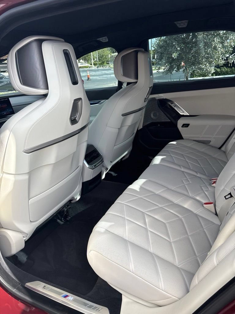 Used 2024 BMW 740i w/ Executive Package RWD image 6