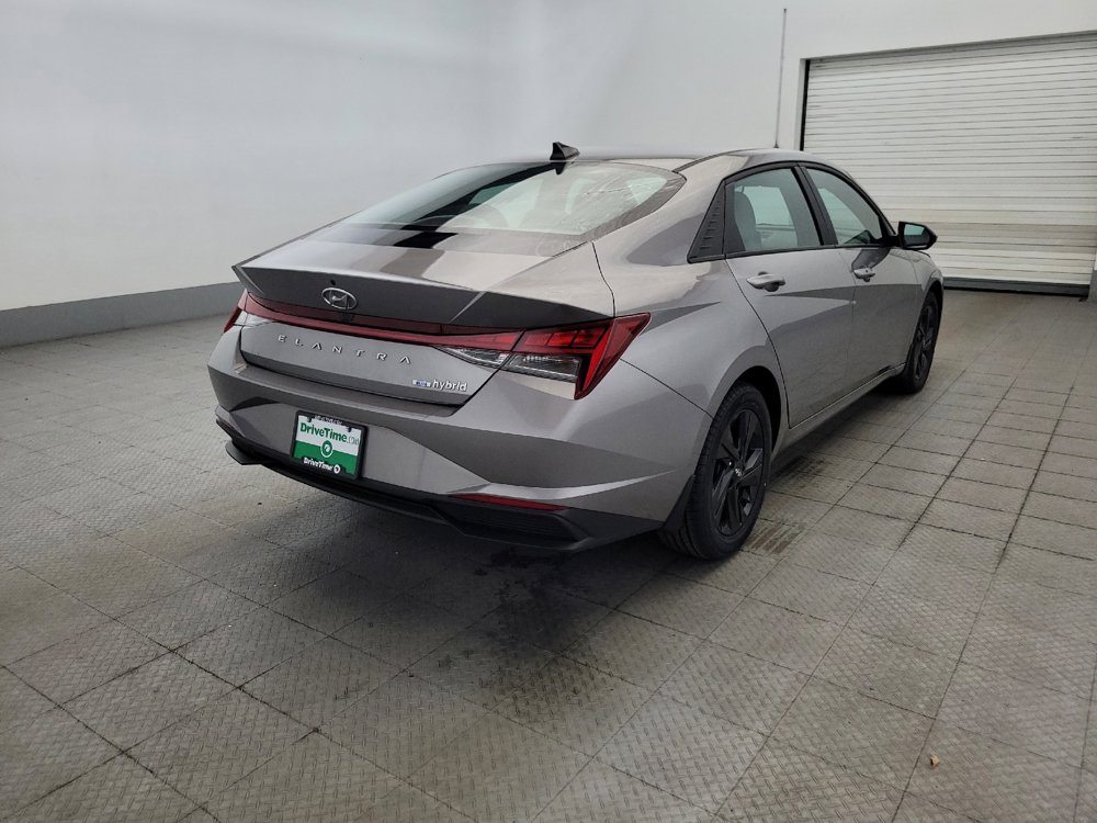 Used 2023 Hyundai Elantra Blue FWD image 9
