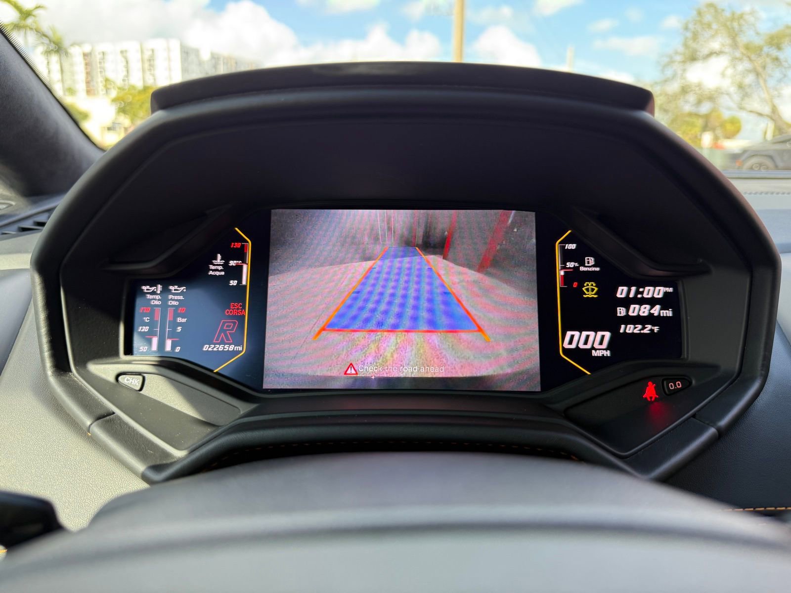 Used 2021 Lamborghini Huracan EVO image 23