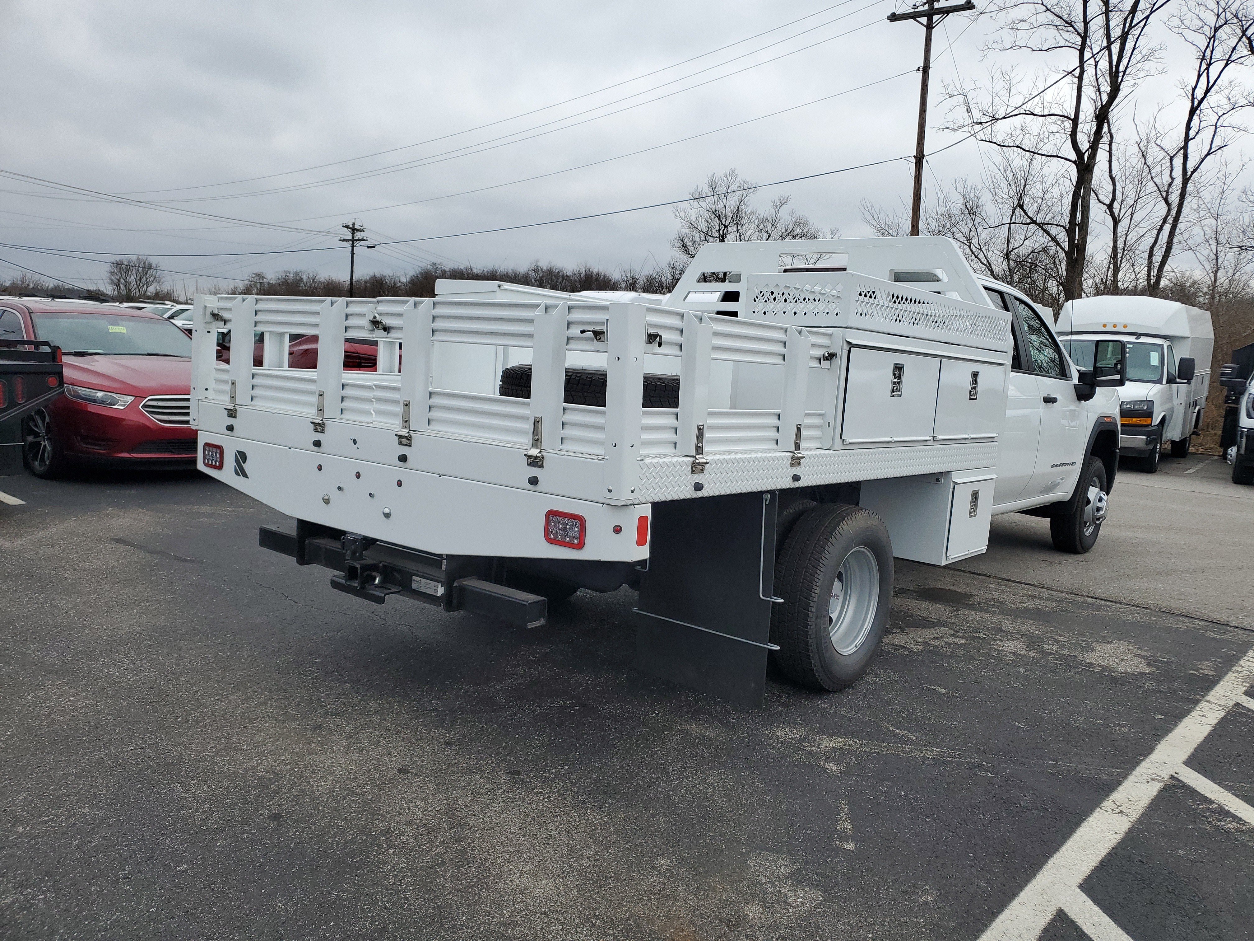 New 2025 GMC Sierra 3500 Pro w/ Convenience Package AWD/4WD image 4
