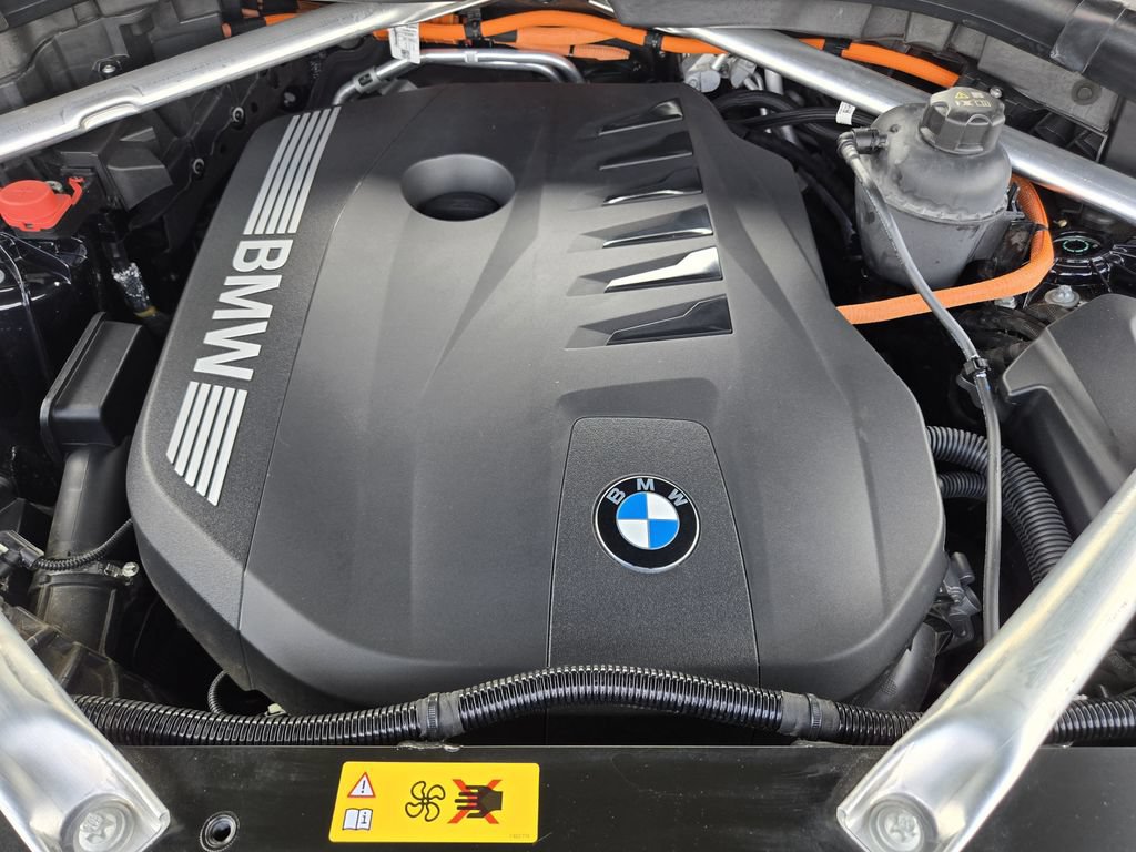 Certified 2024 BMW X5 xDrive50e w/ M Sport Package AWD/4WD image 34