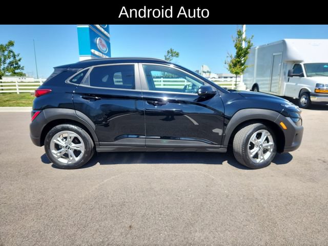 Used 2023 Hyundai Kona SEL w/ Cargo Package FWD image 11