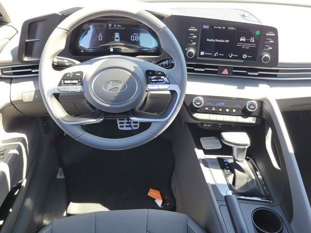 New 2026 Hyundai Elantra Sport image 4