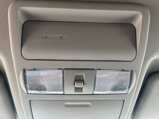 Used 2023 Nissan Frontier SV w/ Technology Package image 24