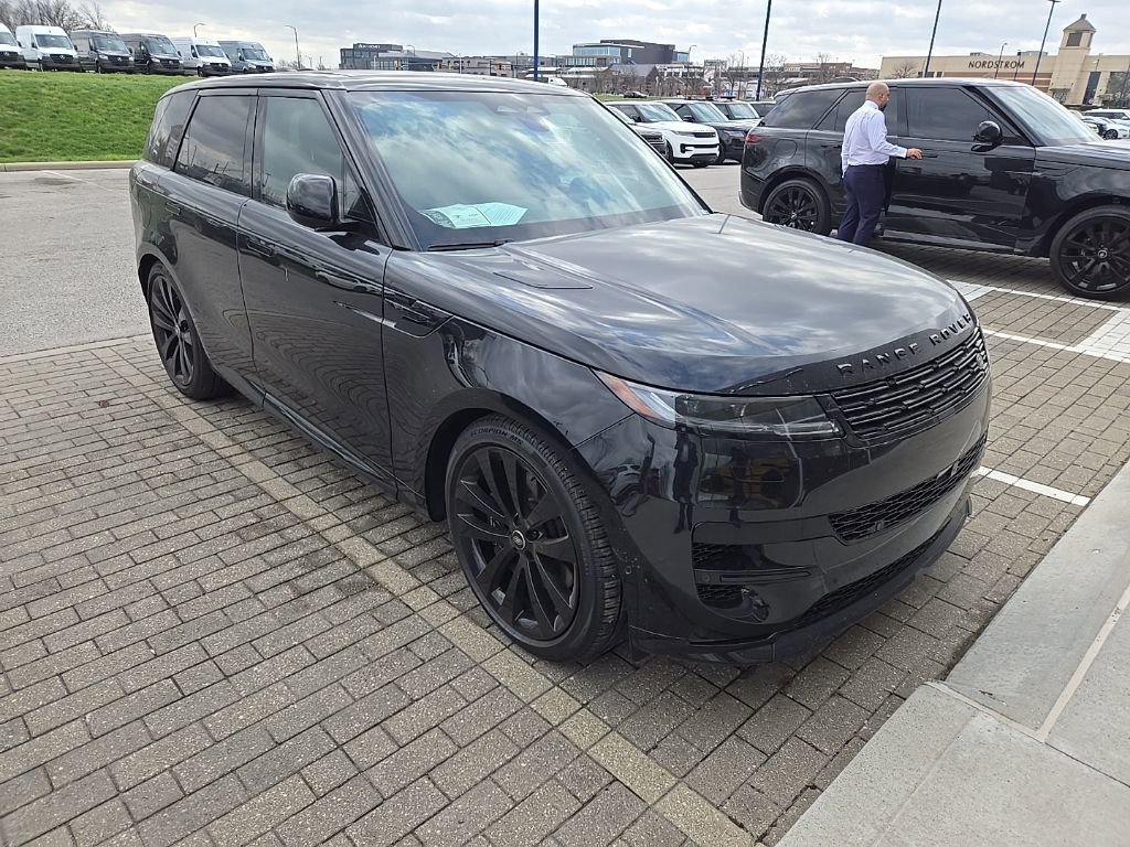 Certified 2025 Land Rover Range Rover Sport Dynamic SE image 3